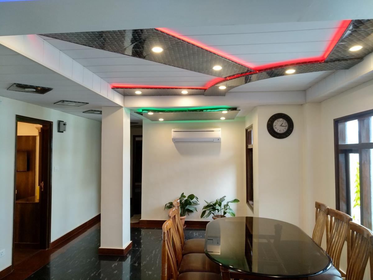 Dusk N Dawn Hotel Shimla Buitenkant foto