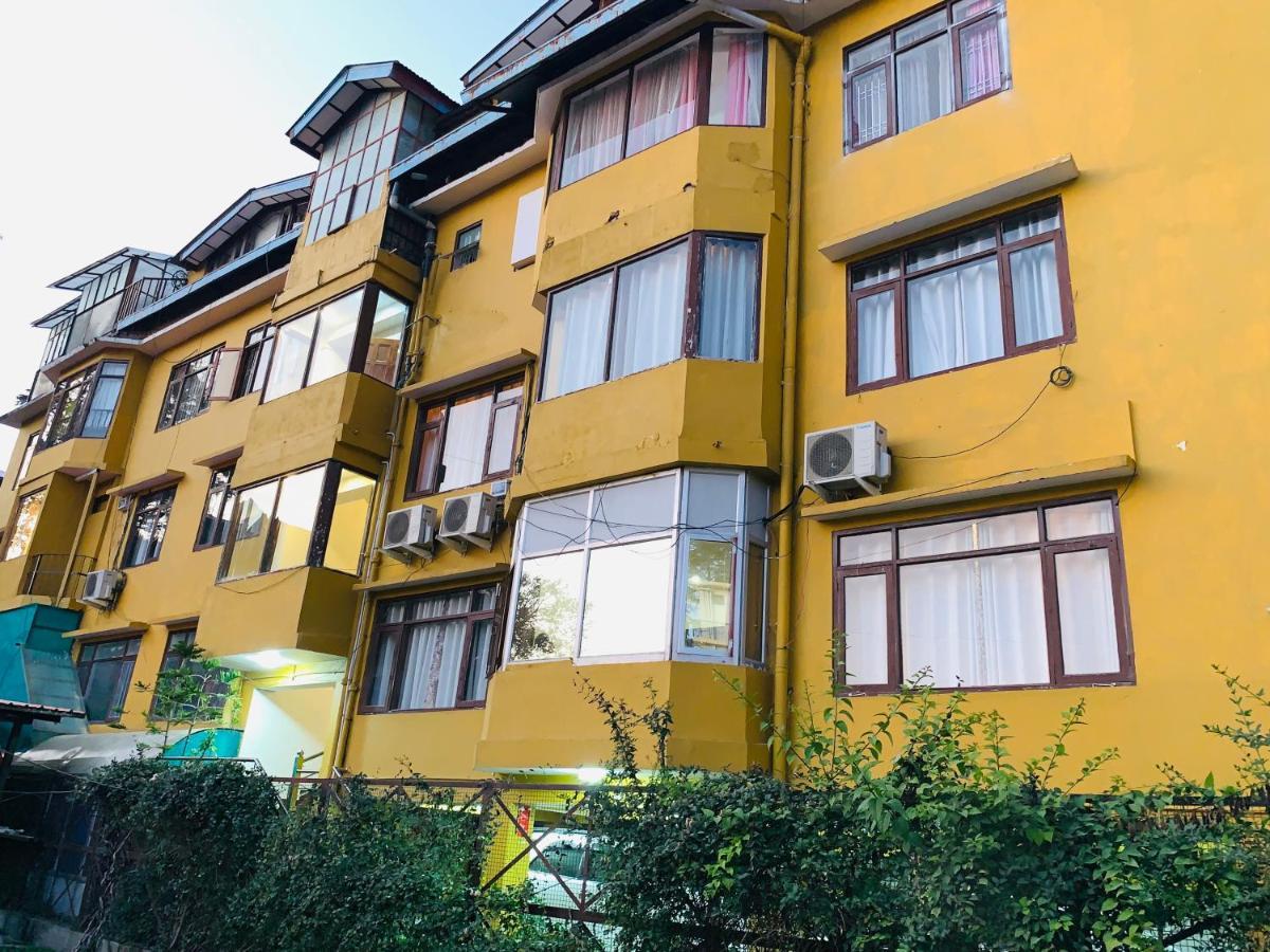 Dusk N Dawn Hotel Shimla Buitenkant foto